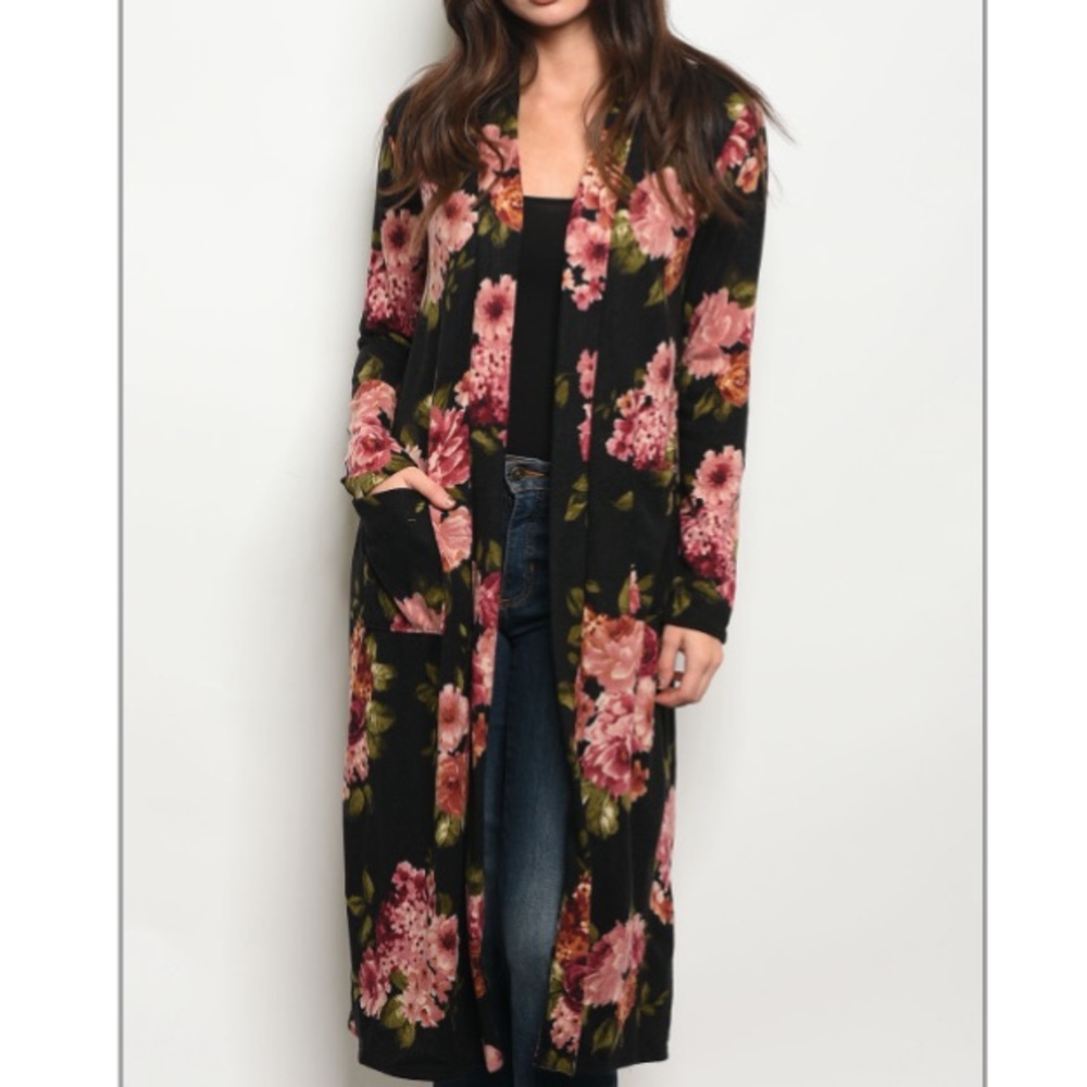 🌸Black Floral Long Cardigan🌸